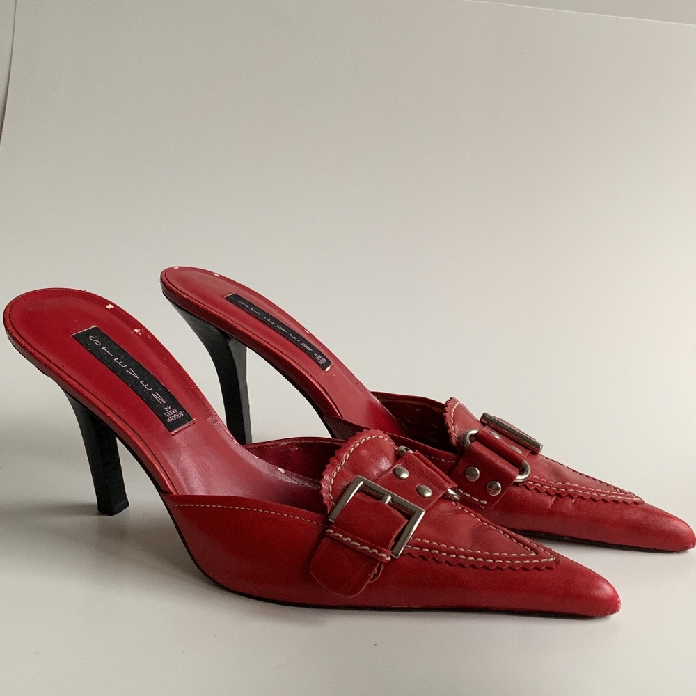 Steve Madden Red Mule Slip-on Heel Size 9.5B